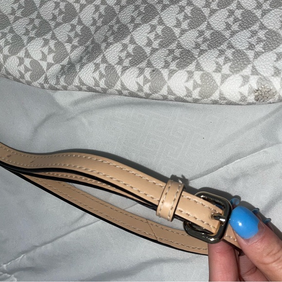 Kate spade crossbody - Picture 2 of 3